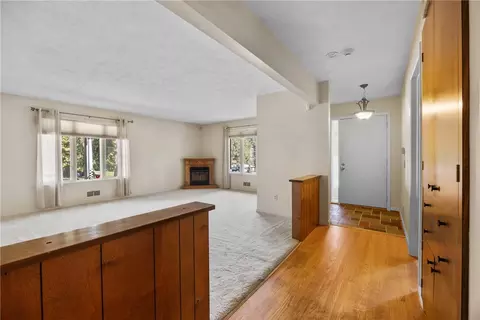 Living - 689 Maple Dr, Webster, NY 14580 photo 1 of 5