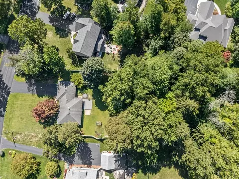 View/Area - 689 Maple Dr, Webster, NY 14580 photo 3 of 4