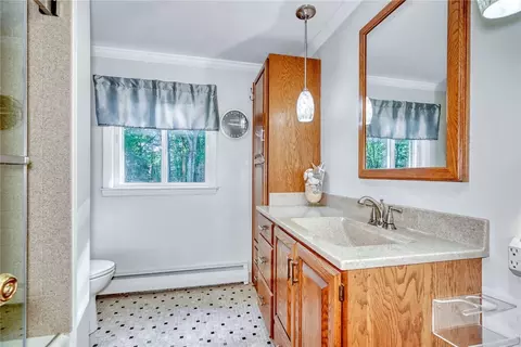 Bath - 696 Summit Dr, Webster, NY 14580 photo 1 of 3