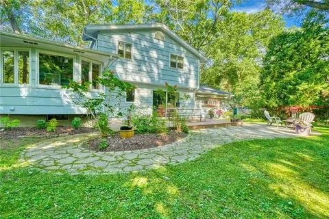 Exterior - 696 Summit Dr, Webster, NY 14580 photo 8 of 10