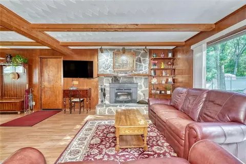 Living - 696 Summit Dr, Webster, NY 14580 photo 5 of 8