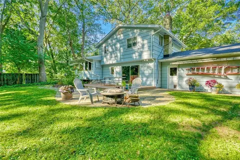 Exterior - 696 Summit Dr, Webster, NY 14580 photo 9 of 10