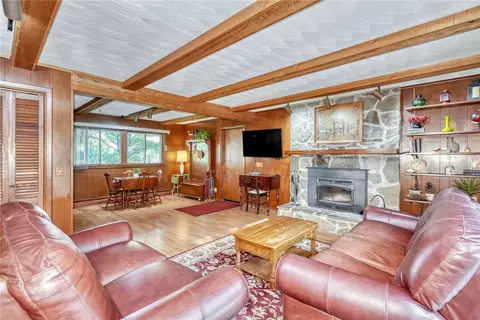 Living - 696 Summit Dr, Webster, NY 14580 photo 4 of 8