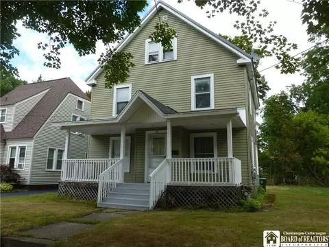 70 Pershing Ave, Jamestown, NY 14701