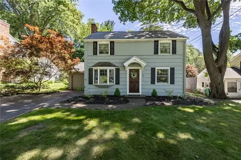 68 Landing Rd S, Brighton, NY 14610