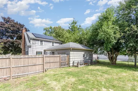 Exterior - 121 Burwell Rd, Irondequoit, NY 14617 photo 8 of 9