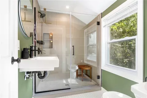 Bath - 121 Burwell Rd, Irondequoit, NY 14617 photo 1 of 1
