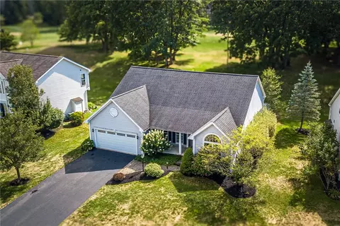 730 Rookery, Macedon, NY 14502