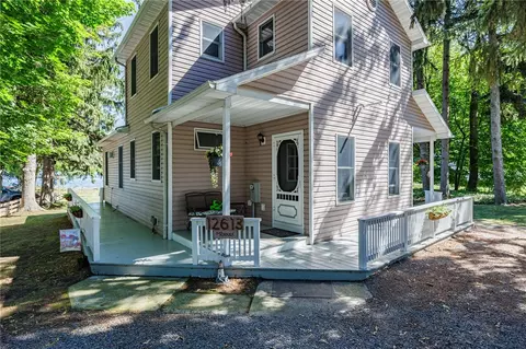 12613 Green Acres Dr, Carlton, NY 14098