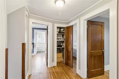 Entry Way - 72 Eastview Ave, Irondequoit, NY 14609 photo 3 of 4