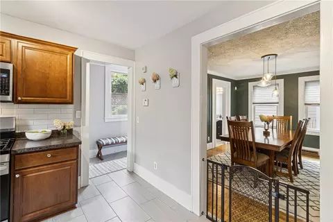 Entry Way - 72 Eastview Ave, Irondequoit, NY 14609 photo 2 of 4