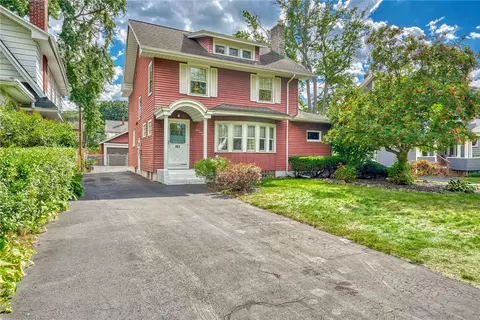 161 Thorndyke Rd, Irondequoit, NY 14617