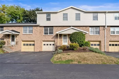 1182 Cunningham Dr, Victor, NY 14564