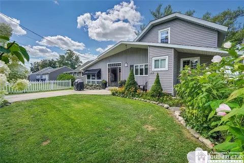165 Longview Ave, Ellicott, NY 14701