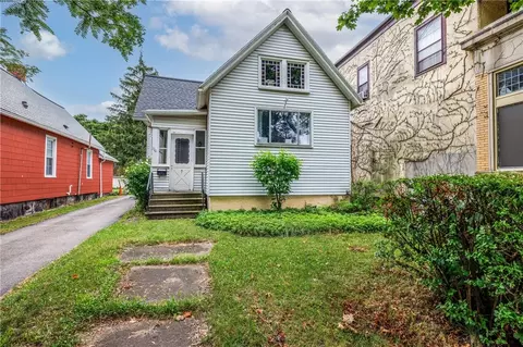 110 Field St, Rochester, NY 14620