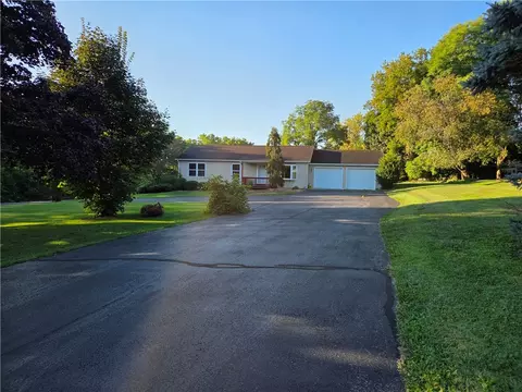 2315 Clark Rd, Benton, NY 14527