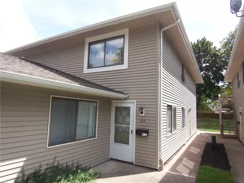 124 Milrace Dr, East Rochester, NY 14445