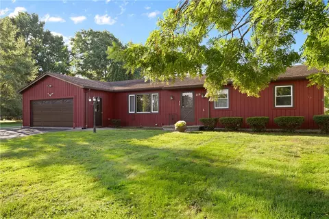 219 Peck Rd, Parma, NY 14468