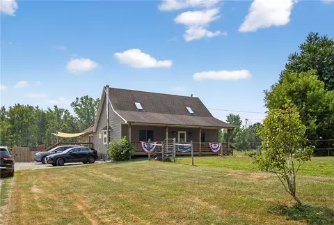 16458 Hinds Rd, Holley, NY 14470