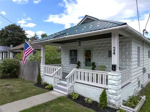24 Delaware Ave, Bath, NY 14810
