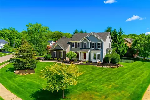 51 Ketchum St, Victor, NY 14564
