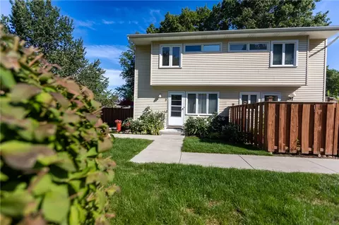 3 Blue Ridge Rd, Penfield, NY 14526