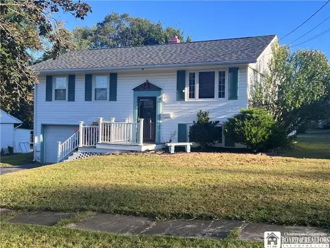 137 Midgley St, Jamestown, NY 14701