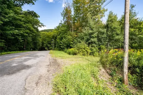 6544 E Hill Rd, Naples, NY 14512 photo 2
