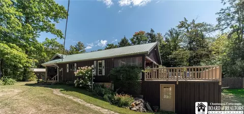 2514 Butts Rd, North Harmony, NY 14710
