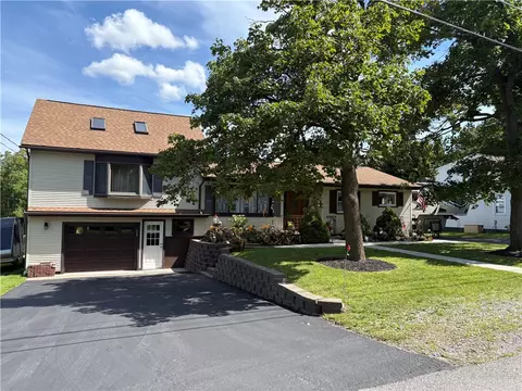 1775 Elm St, Lima, NY 14485
