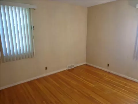Bedroom - 155 Knapp Ave, Irondequoit, NY 14609 photo 3 of 6