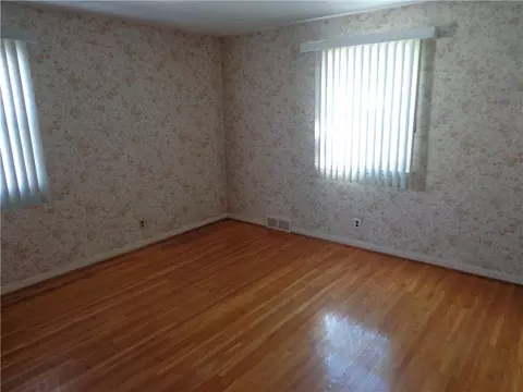 Bedroom - 155 Knapp Ave, Irondequoit, NY 14609 photo 1 of 6