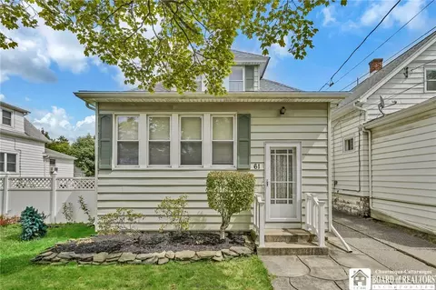 61 Gualbert Ave, Buffalo, NY 14211