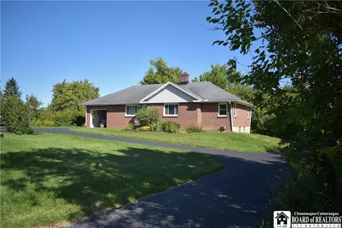 11386 Big Tree Rd, Wales, NY 14052