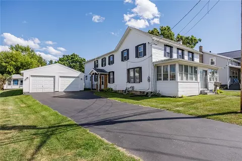 297 Leicester St, Caledonia, NY 14423