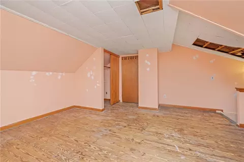 Bedroom - 3902 Culver Rd, Irondequoit, NY 14622 photo 8 of 8