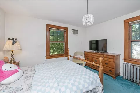 Bedroom - 3902 Culver Rd, Irondequoit, NY 14622 photo 3 of 8