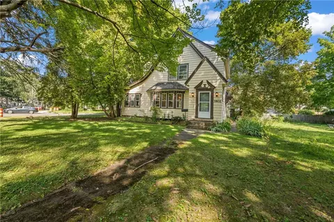 3902 Culver Rd, Irondequoit, NY 14622