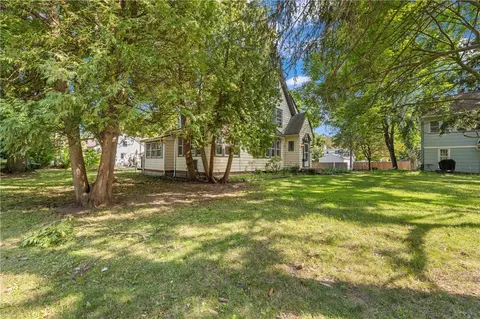 Exterior - 3902 Culver Rd, Irondequoit, NY 14622 photo 4 of 9