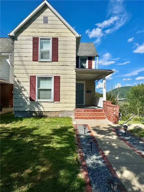 239 W 1st St, Corning, NY 14830