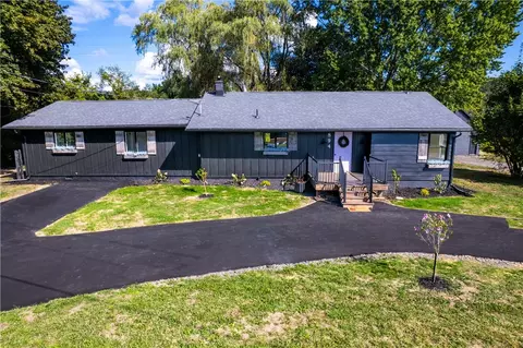 894 Middle Rd, Veteran, NY 14845