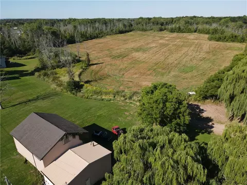 1901 Clarkson Parma Town Line Rd, Clarkson, NY 14468
