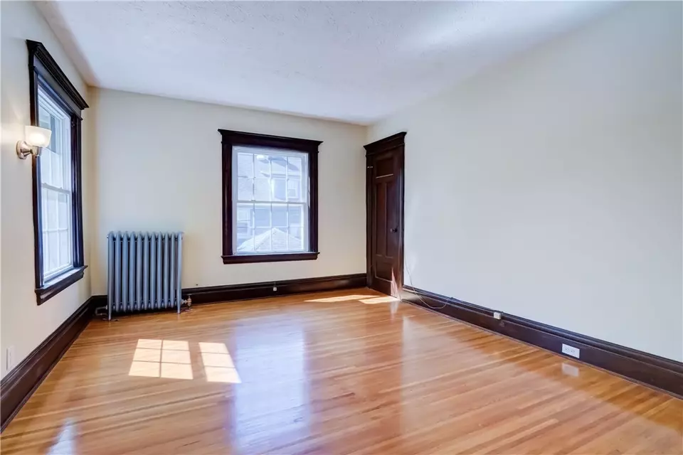 Bedroom - 77 Harper St, Rochester, NY 14607 photo 7 of 9