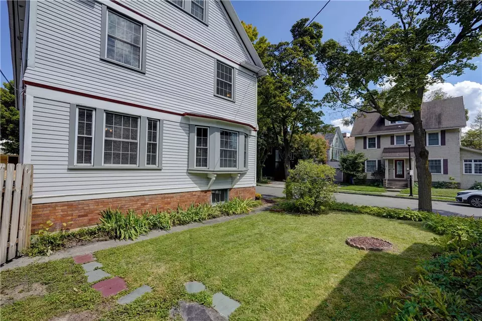 Exterior - 77 Harper St, Rochester, NY 14607 photo 3 of 8
