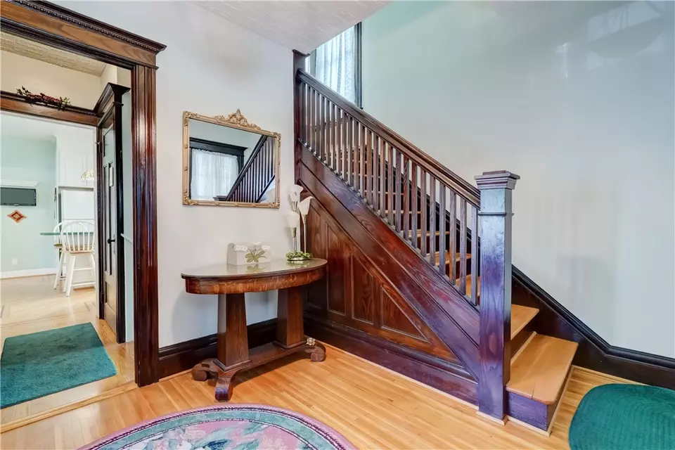 Entry Way - 77 Harper St, Rochester, NY 14607 photo 2 of 9