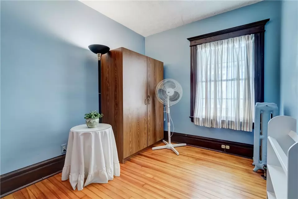 Bedroom - 77 Harper St, Rochester, NY 14607 photo 4 of 9