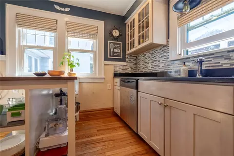 Kitchen - 61 Wimbledon Rd, Irondequoit, NY 14617 photo 4 of 5