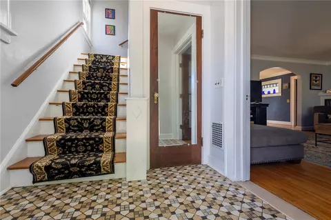 Entry Way - 61 Wimbledon Rd, Irondequoit, NY 14617 photo 2 of 8