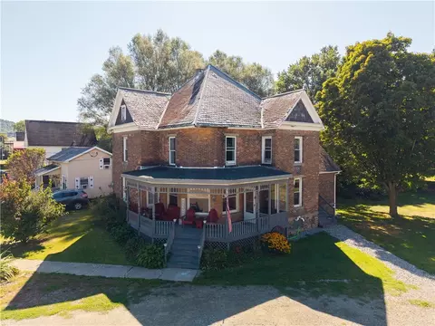 10 Mill St, Avoca, NY 14809