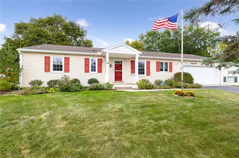 53 Campfire Rd S, Henrietta, NY 14467